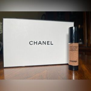 NEW - Chanel Les Beige Touche De Teint Water-Fresh Complexion Touch B60 0.7 Oz